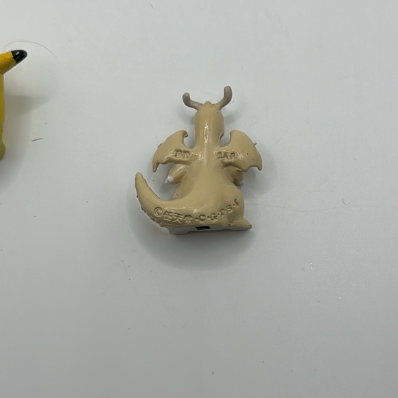 Vintage Pokemon figurines. - Picture 7 of 12